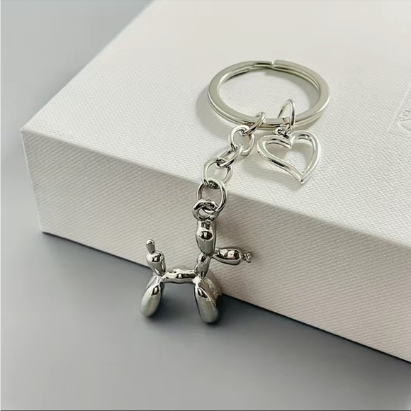 BALLOON DOG | Dainty Silver Bag Charm | Keychain (Brand New) ✨ - Picture 2 of 9